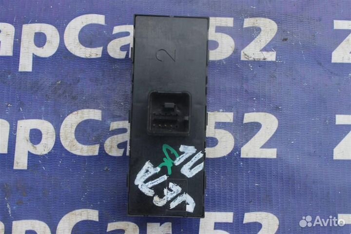 Блок управления стеклоподъемниками Фольксваген Дж