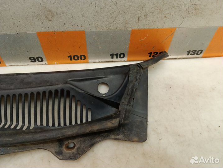 Планка под лобовое стекло левая Ford Mondeo 3 2.0
