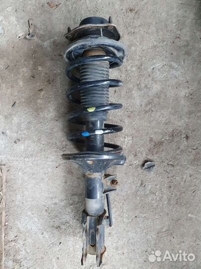 Стойка передняя правая Hyundai Getz