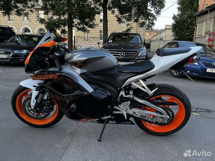 Honda CBR600RR идеальное состояние