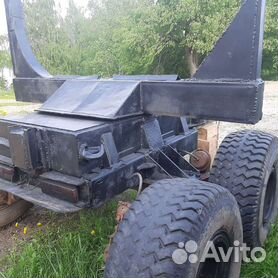 Автомобиль лесовоз с краном «Муромец» Полесье 44099