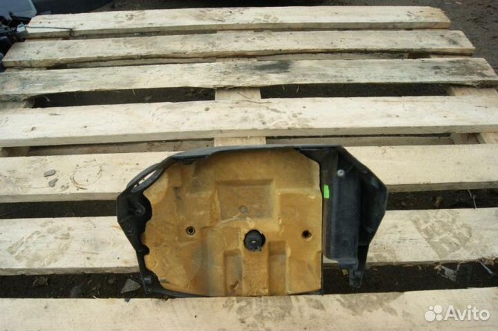 Кожух рулевой колонки Opel Astra H Z16XEP 2007