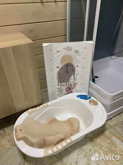 Ванночка детская с горкой и пеленальная доска