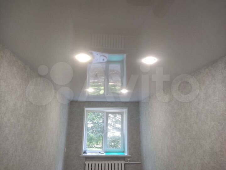 Комната 17 м² в 6-к., 1/4 эт.