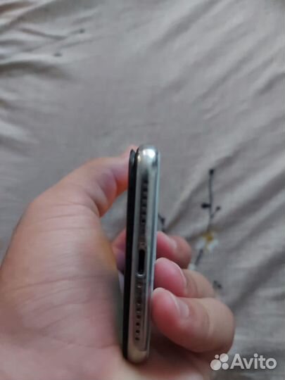 Телефон iPhone х