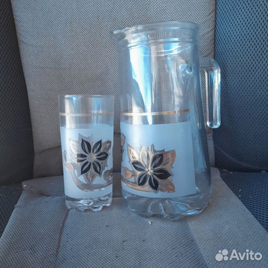 Набор стаканов