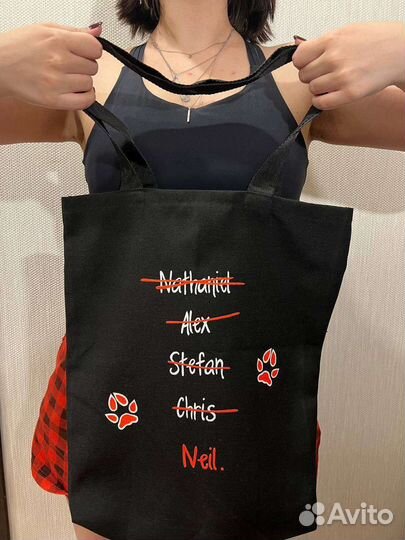 Лисья Нора мерч ручной работы Нил Джостен