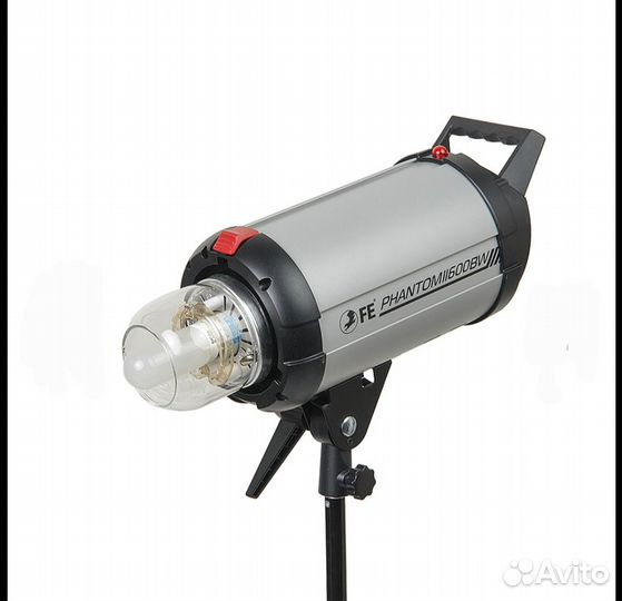 Вспышка Falcon Eyes Phantom II 600 BW студийная