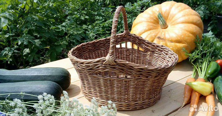 Корзина плетеная