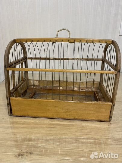 Клетка для маленькой птички