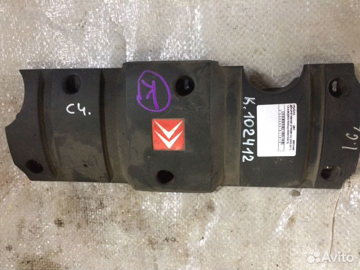 Крышка двс декоративная Citroen C4 Peugeot 307