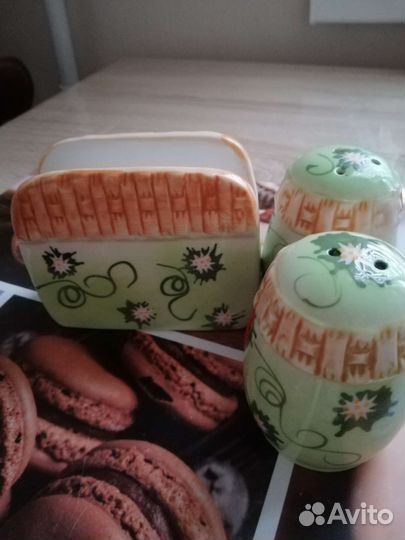 Солонка и перечница, салфетница керамика