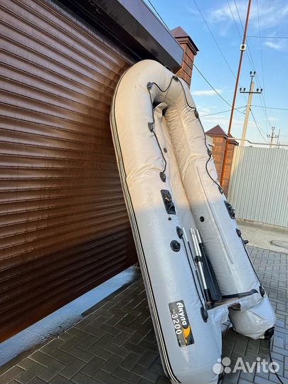 Надувная лодка