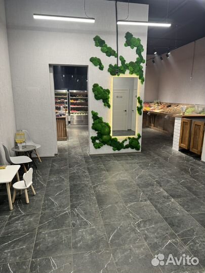 Современный овощной магазин