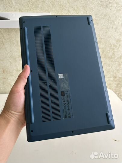Lenovo ideapad 5 8/256 i3 10th идеальный