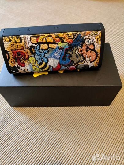 Блютуз колонка 