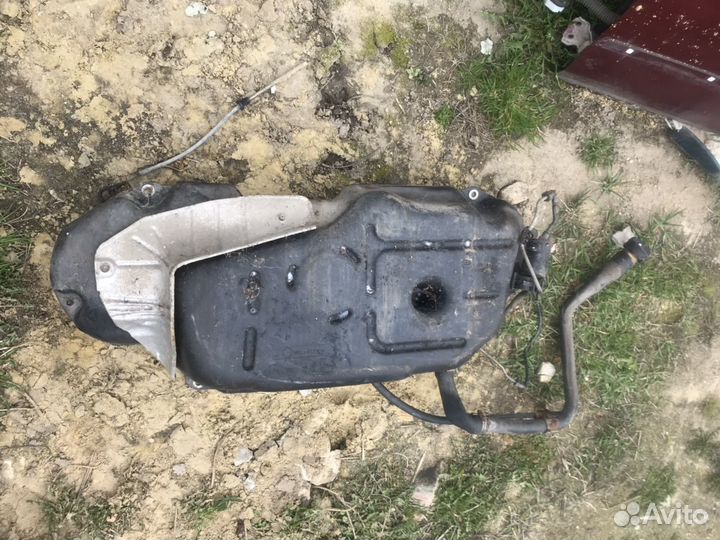 Faw V5 бензобак