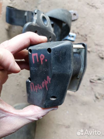 Ремень безопасности передний правый Лада Приора