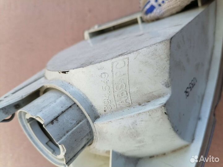 Поворотник Ford Scorpio 2