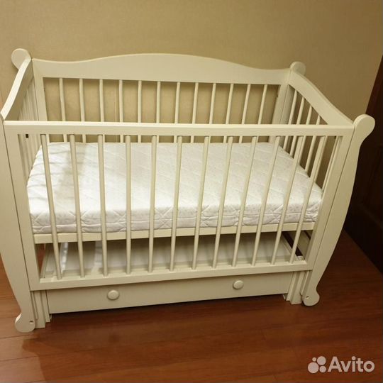 Детская кроватка натуральное дерево продольный мая