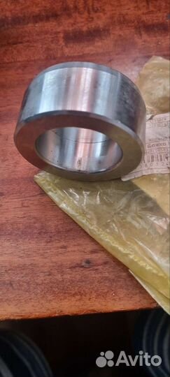 Запорное кольцо задней полуоси