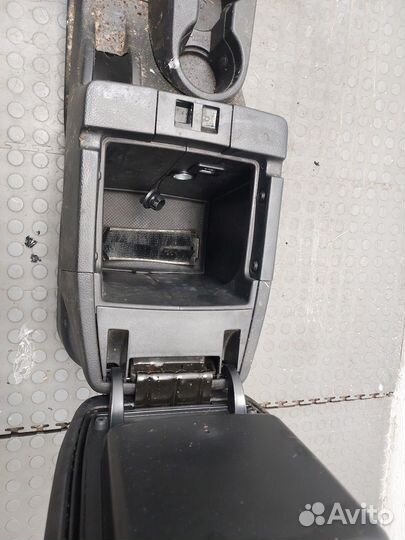 Консоль салона Jeep Wrangler 2007 - 2018, 2017