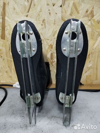 Коньки детские