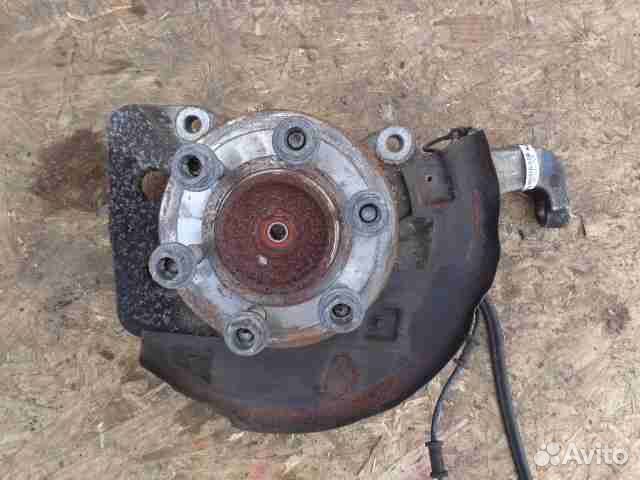 Кулак поворотный правый Lincoln Navigator 2 2L143K