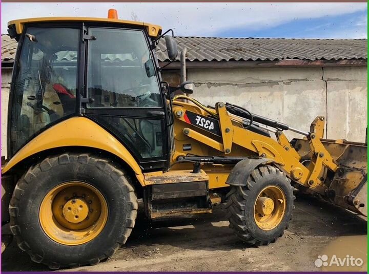 Правое стекло на Caterpillar 428f2 432f2 434f2 444f2