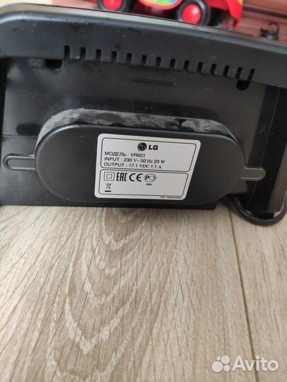 Робот-пылесос LG VR6270LVM