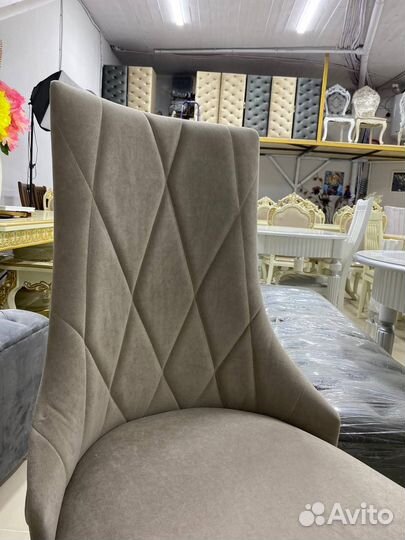 Стулья Сурены