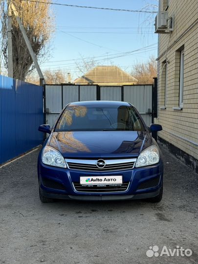 Opel Astra 1.8 МТ, 2010, 163 000 км