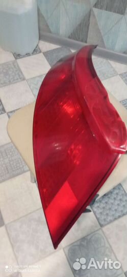 Задняя правая фара на Nissan Murano