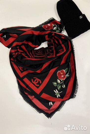 Палантин и шапка