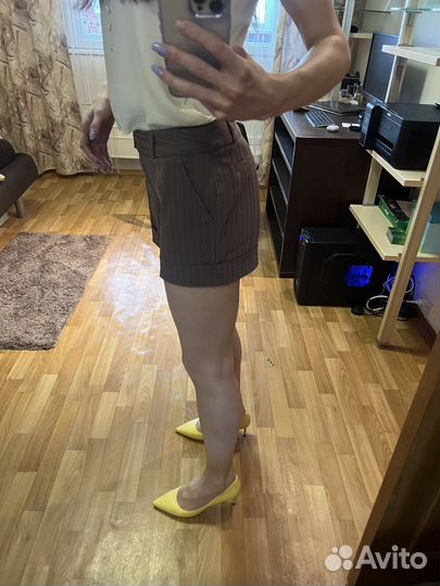 Шорты деловые