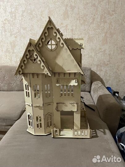 Домик кукольный