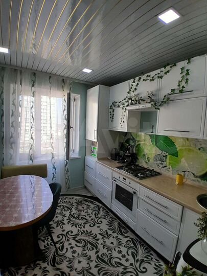 1-к. квартира, 40,6 м², 8/10 эт.