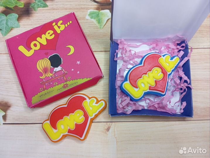 Мыло Love is на 14 февраля