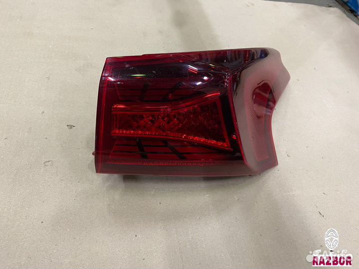 Hyundai Santa Fe 4 TM Правый фонарь в задний кузов