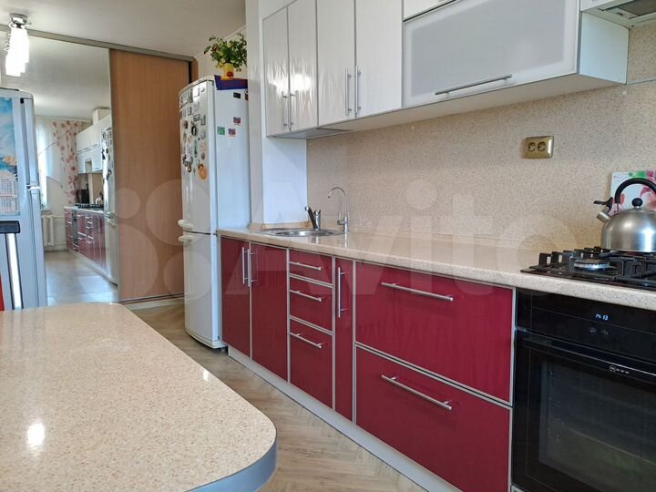 3-к. квартира, 64 м², 6/9 эт.