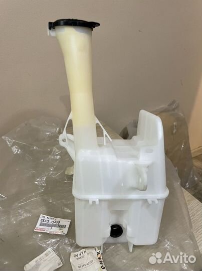 Бачок омывателя Toyota 8531512450