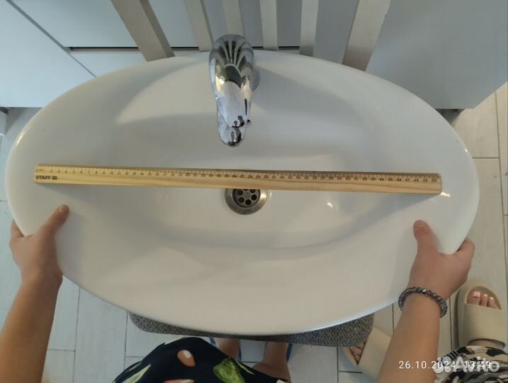 Раковина накладная