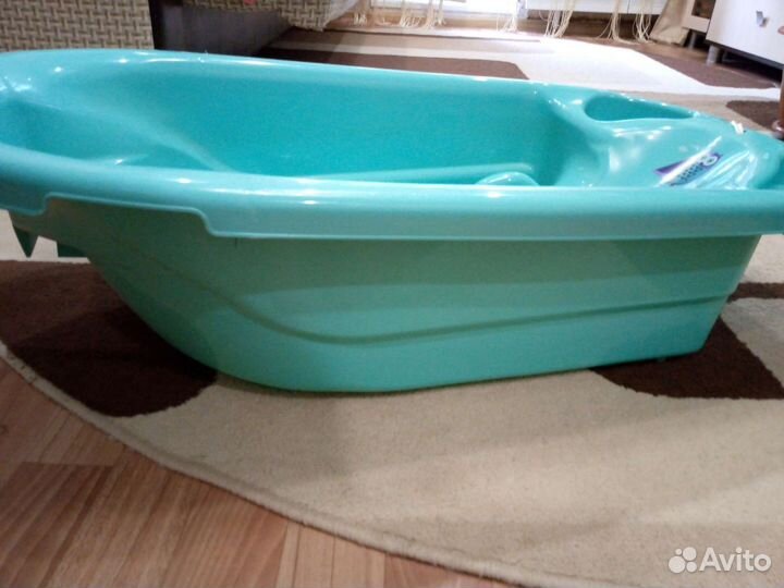 Детская ванночка для купания с подставкой