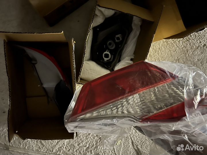 Задние фонари стопы на camry 50