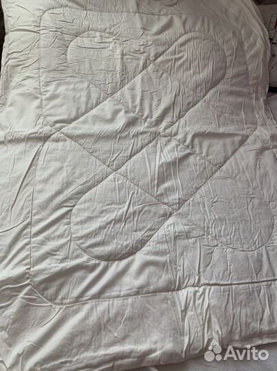 Комплект красивый с балдахином в кроватку