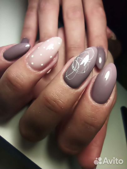 Наращивание ногтей.Педикюр.Прокол ушей