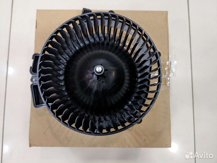 Мотор отопителя mercedes-benz ML W166/GL X166