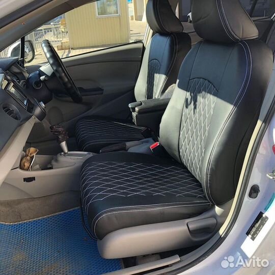 Чехлы на Honda Insight