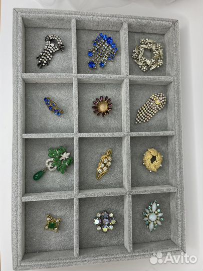 Винтаж броши Европа