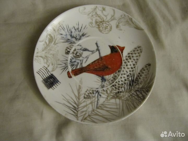 Две декоративные тарелочки